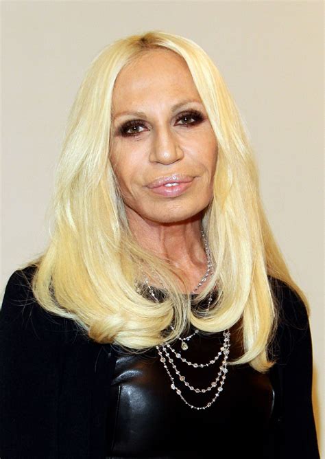 l'evoluzione di donatella versace